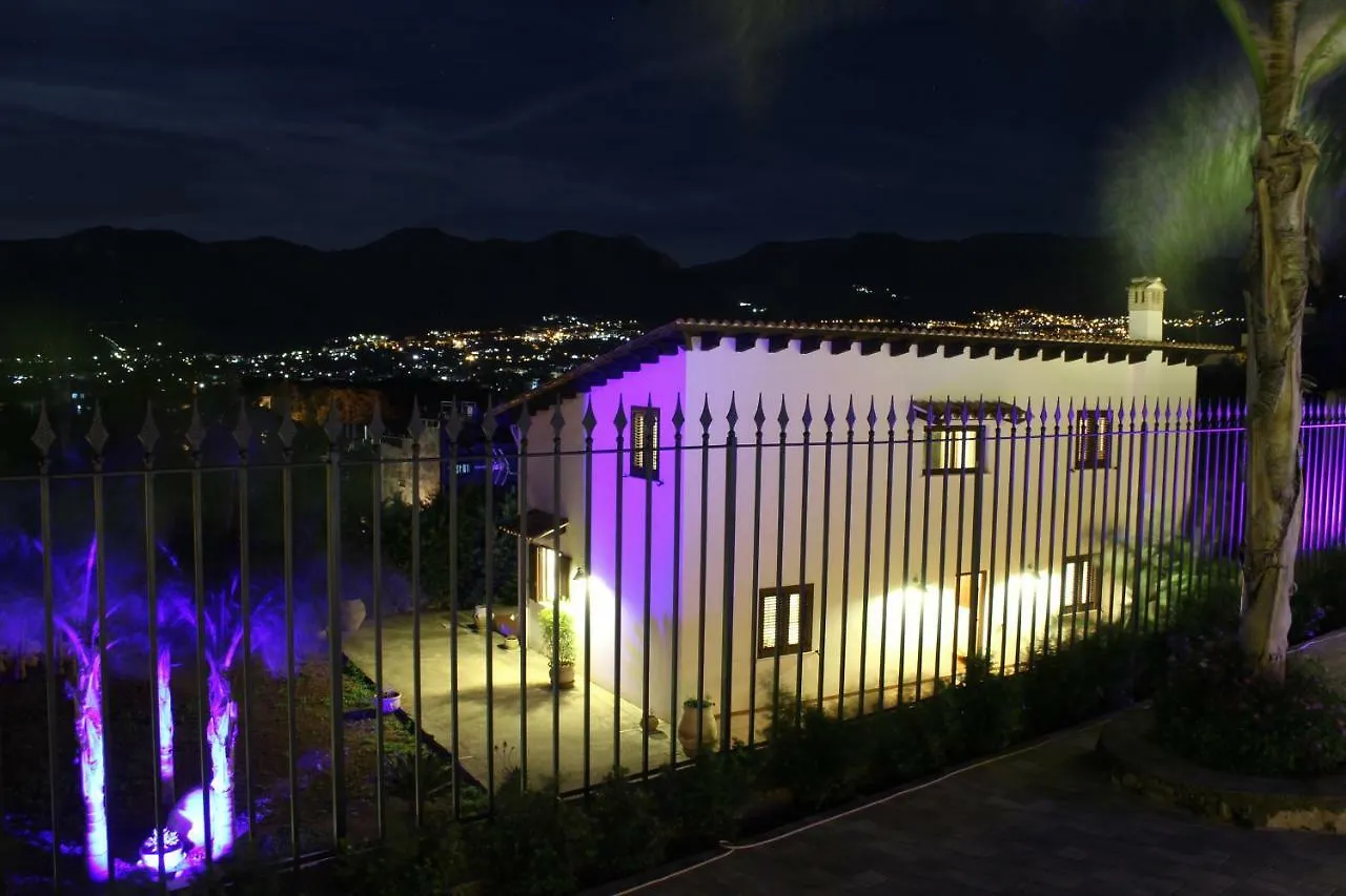 Villa Privata - Private Villa Palermo Italy