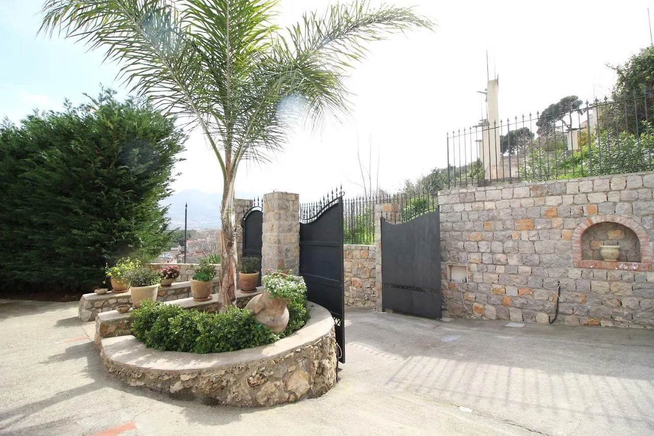 Villa Privata - Private Villa Palermo Italy