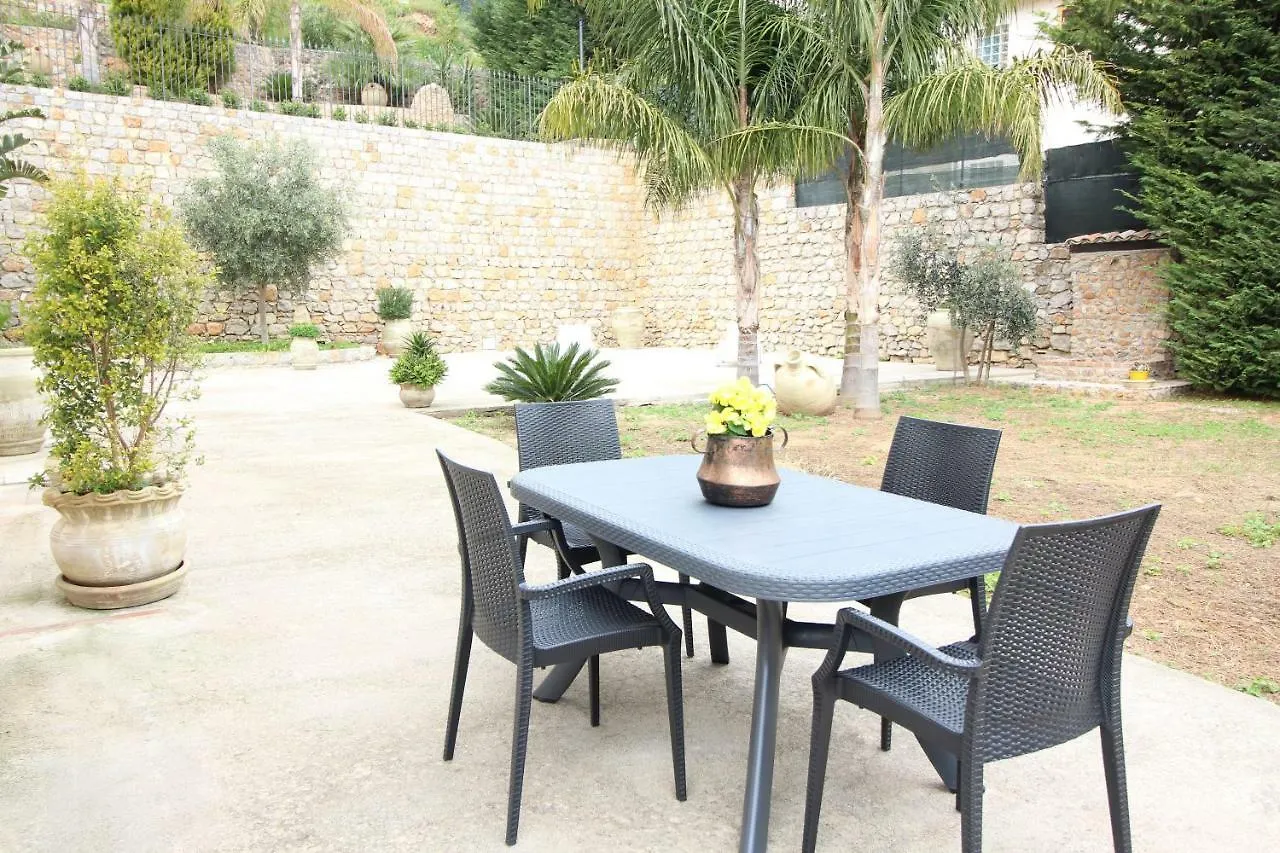 Villa privata - Private Villa Palermo